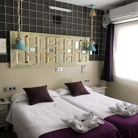Hostal Boutique Luna de Gavín-3